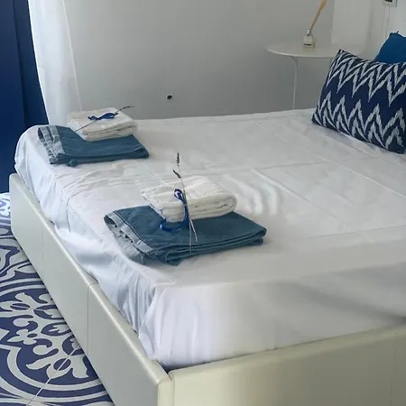 Bed & Breakfast Relais Sul Siroto 3*